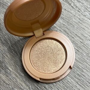 Tarte Amazonian Clay 24 hour Face Highlighter